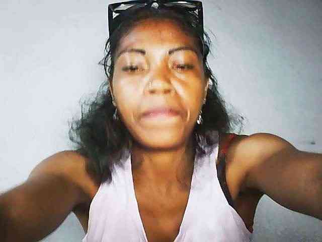 Honey699 webcam
