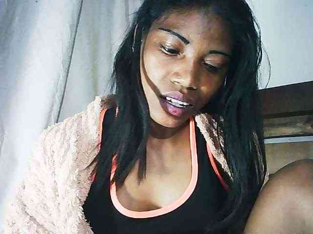 Honey699 webcam