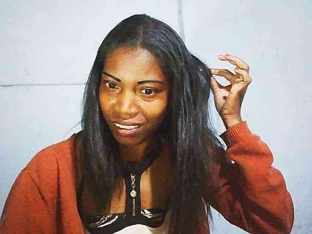 Honey699 webcam