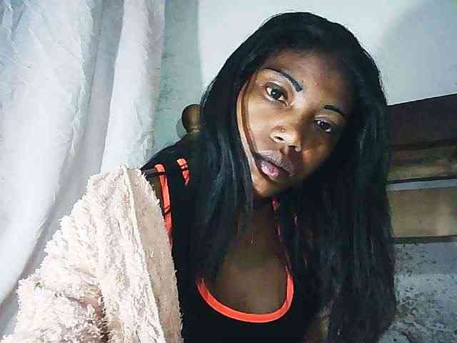 Honey699 webcam