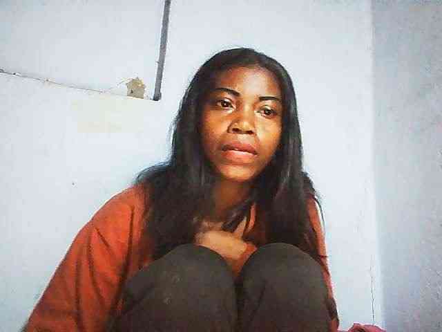 Honey699 webcam