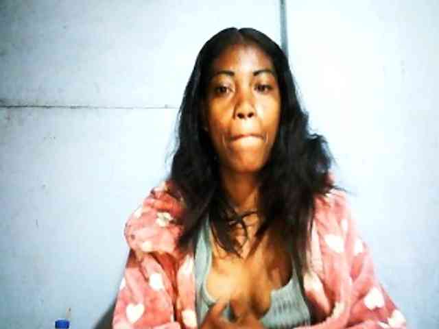 Honey699 webcam