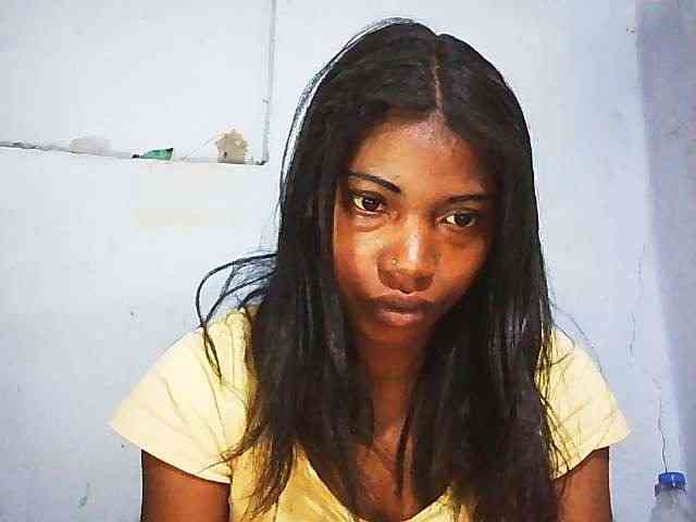 Honey699 webcam