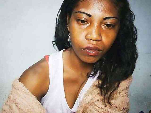 Honey699 webcam