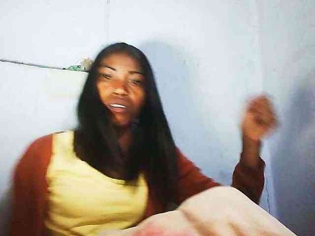 Honey699 webcam