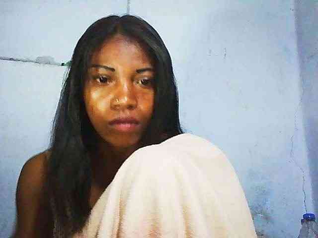 Honey699 webcam