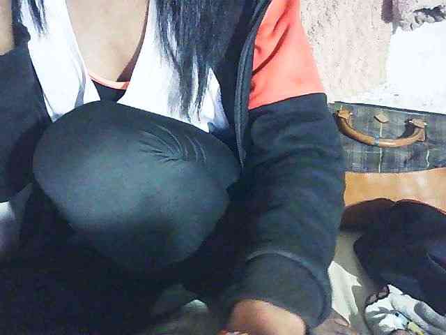 Honey699 webcam
