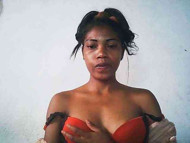 Honey699 webcam
