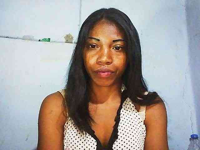 Honey699 webcam