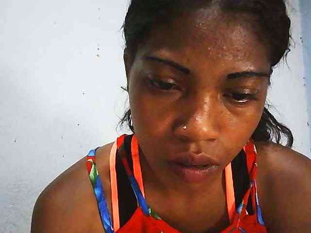 Honey699 webcam