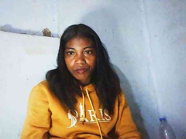 Honey699 webcam