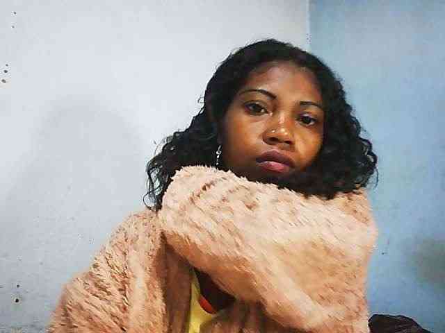Honey699 webcam