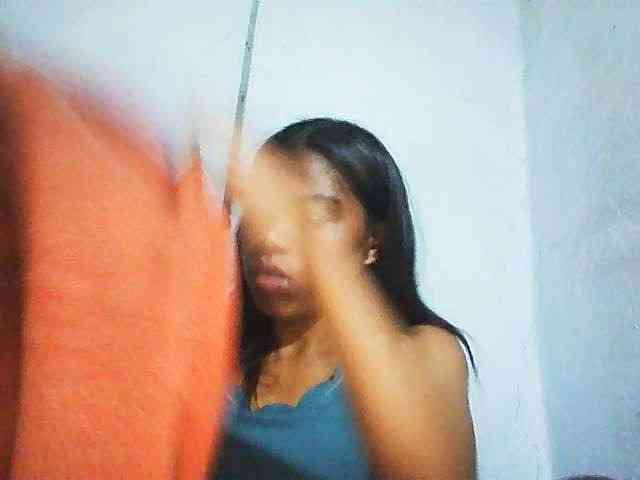 Honey699 webcam