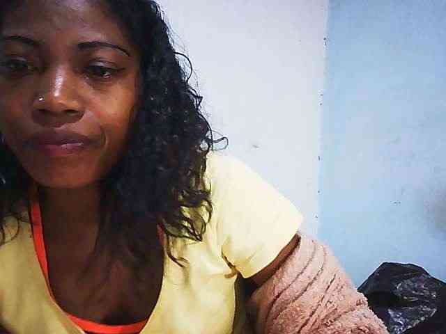 Honey699 webcam