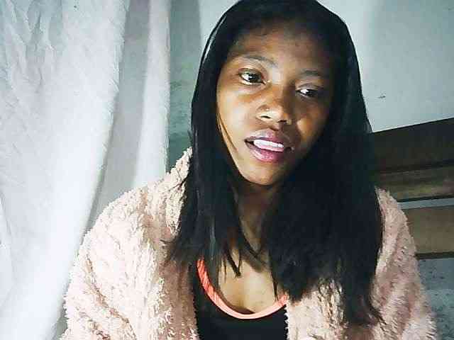 Honey699 webcam