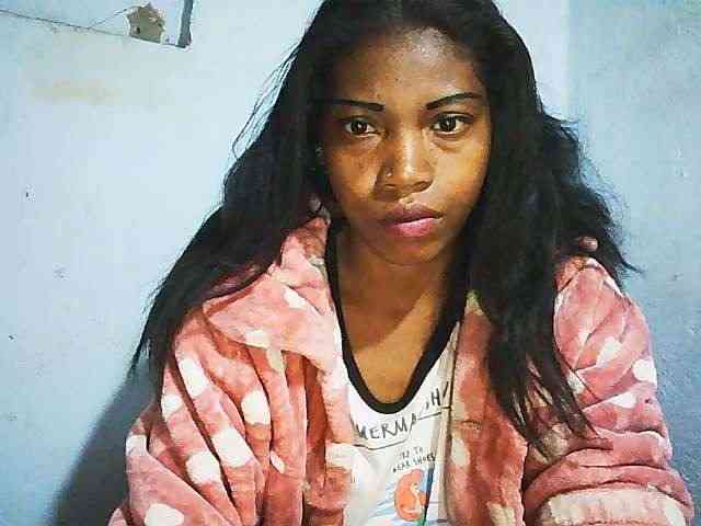 Honey699 webcam