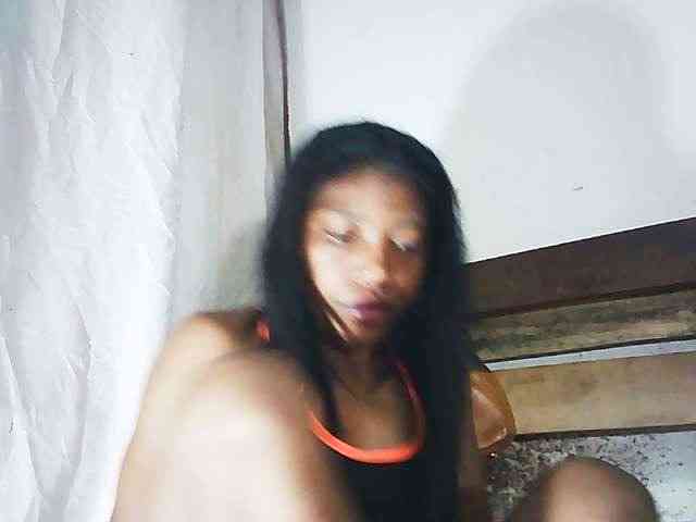 Honey699 webcam