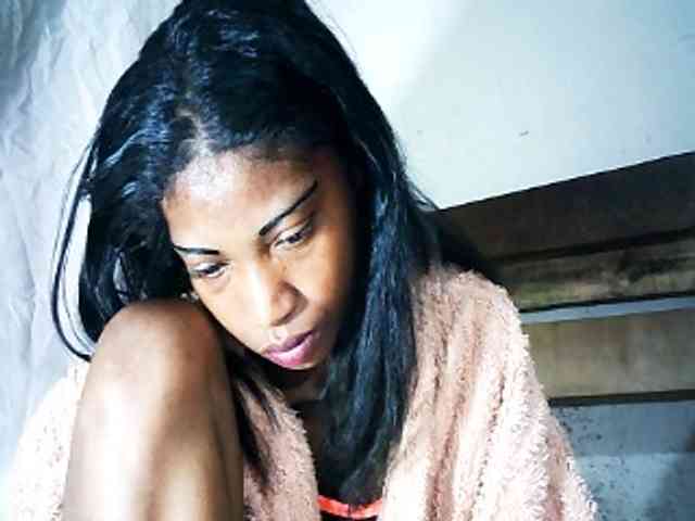 Honey699 webcam