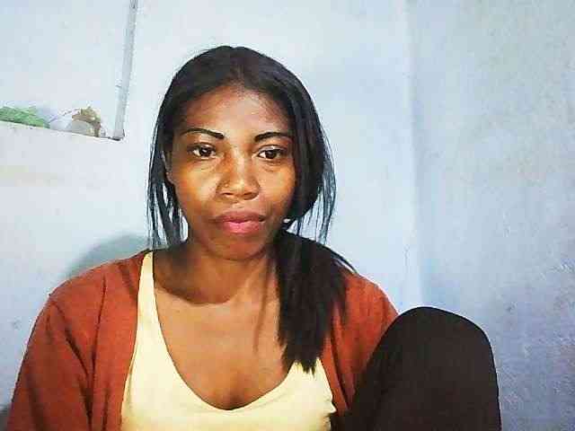 Honey699 webcam