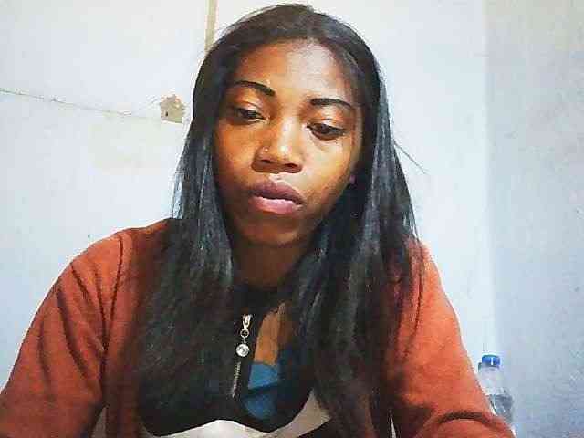 Honey699 webcam