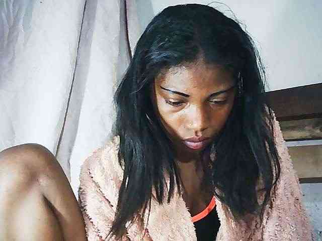 Honey699 webcam