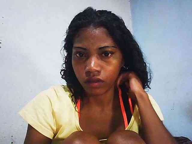 Honey699 webcam