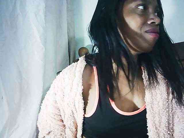 Honey699 webcam