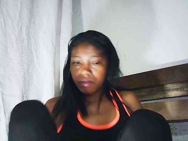 Honey699 webcam
