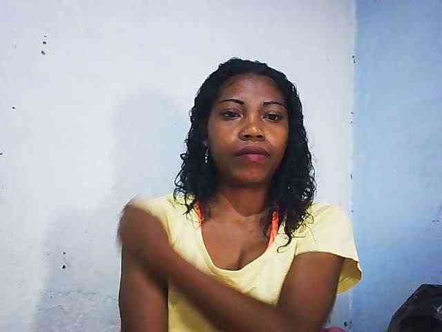 Honey699 webcam