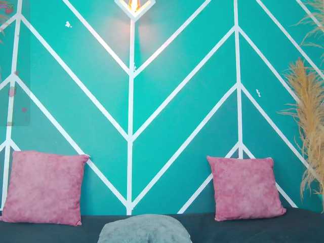 melany-blair live cam on BongaCams