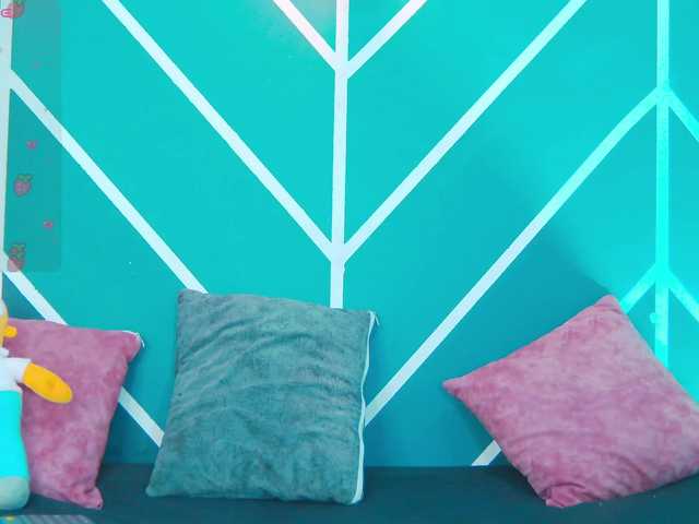 melany-blair live cam on BongaCams