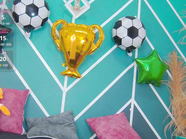 melany-blair live cam on BongaCams