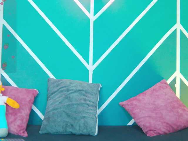 melany-blair live cam on BongaCams