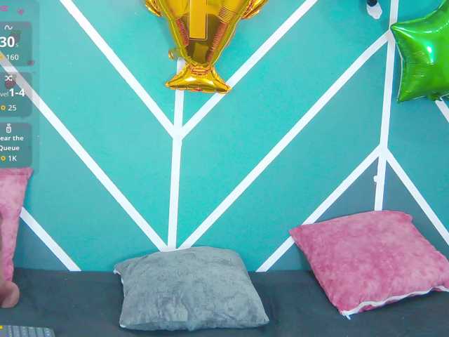 melany-blair live cam on BongaCams