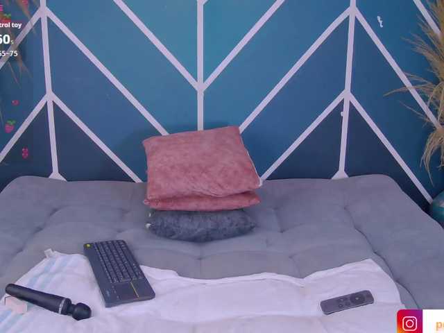 melany-blair live cam on BongaCams