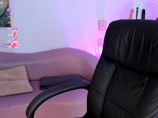 Jazmin-Kitana Porn Show