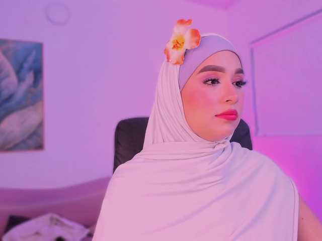 Jazmin-Kitana live cam on BongaCams