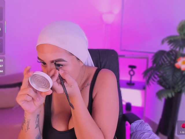 Jazmin-Kitana live cam on BongaCams