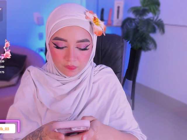 Jazmin-Kitana live cam on BongaCams