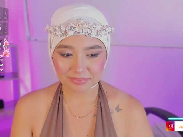 Jazmin-Kitana live cam on BongaCams