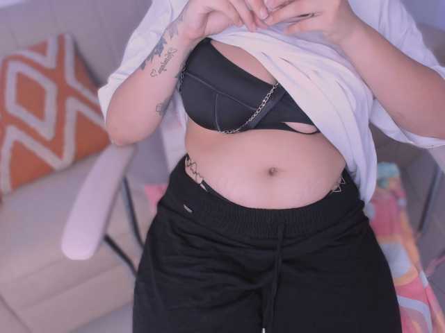 Jazmin-Kitana live cam on BongaCams