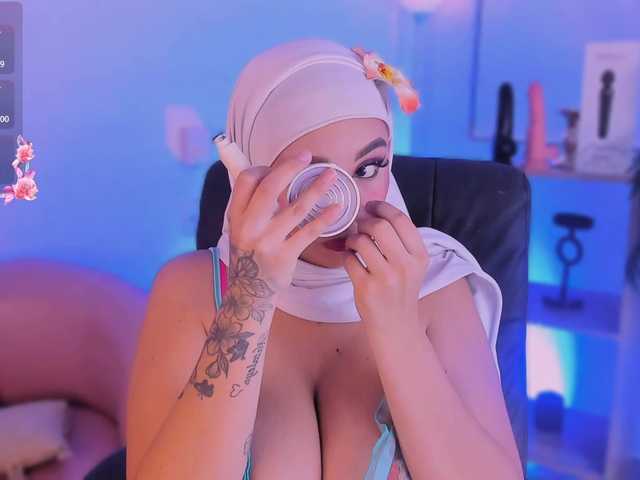 Jazmin-Kitana live cam on BongaCams