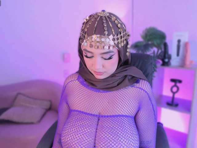 Jazmin-Kitana live cam on BongaCams