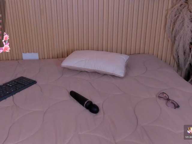 Jazmin-Kitana live cam on BongaCams