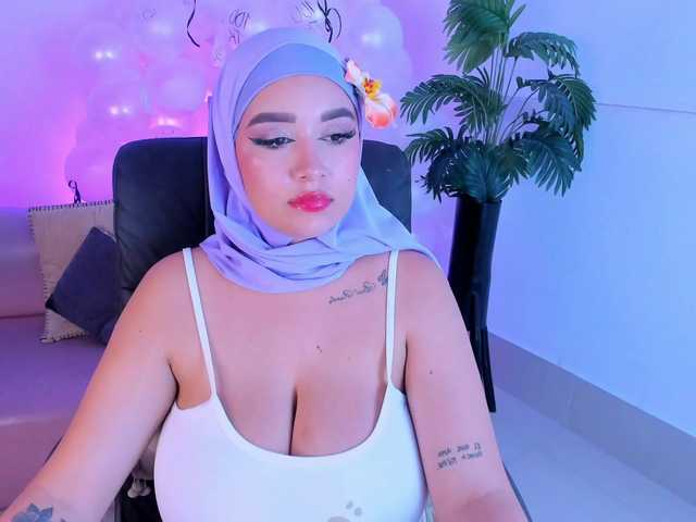 Jazmin-Kitana live cam on BongaCams