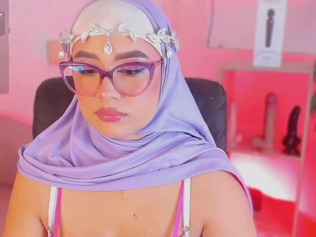 Jazmin-Kitana live cam on BongaCams