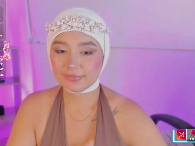 Jazmin-Kitana live cam on BongaCams