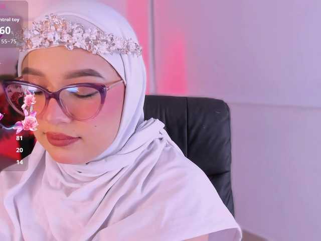 Jazmin-Kitana live cam on BongaCams