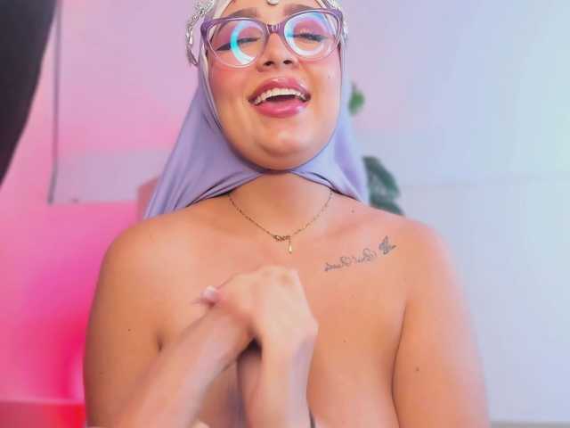 Jazmin-Kitana live cam on BongaCams