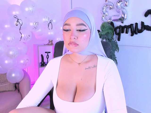 Jazmin-Kitana live cam on BongaCams